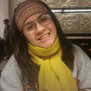 Meet your Posher, Carmen